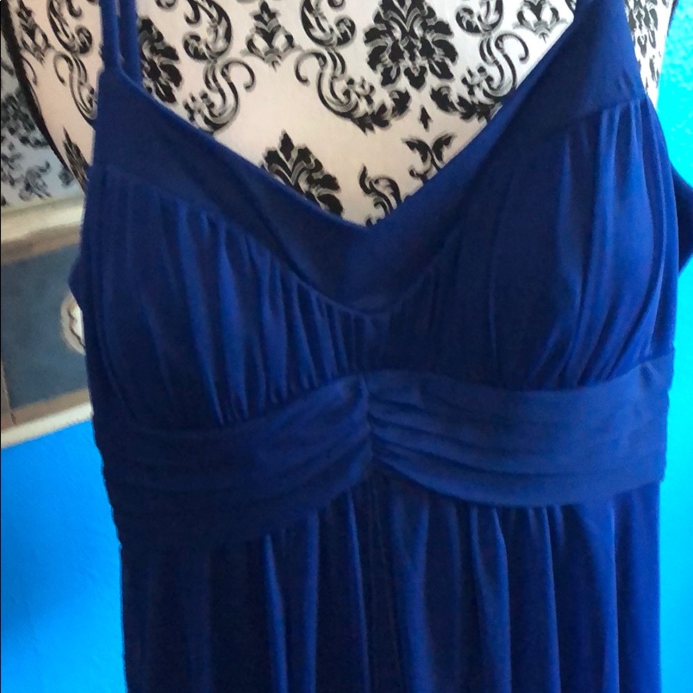 Dress - Picture 3 of 7